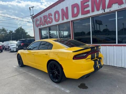 2017 Dodge Charger SE