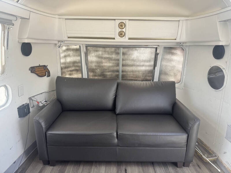 1975 Airstream Overlander