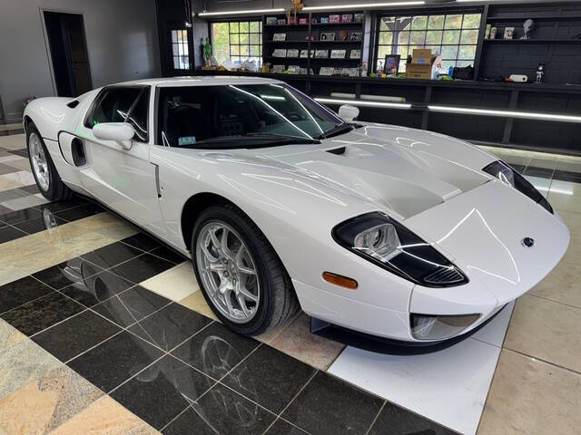 2005 Ford GT