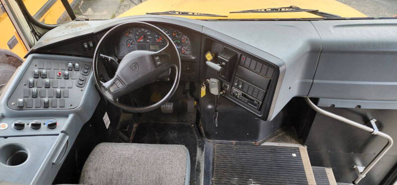 2006 International 3000 SCHOOL BUS