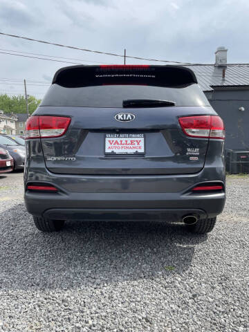 2017 Kia Sorento LX