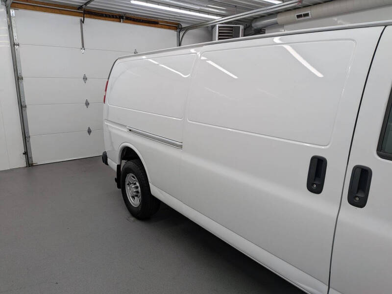 2020 Chevrolet Express 3500