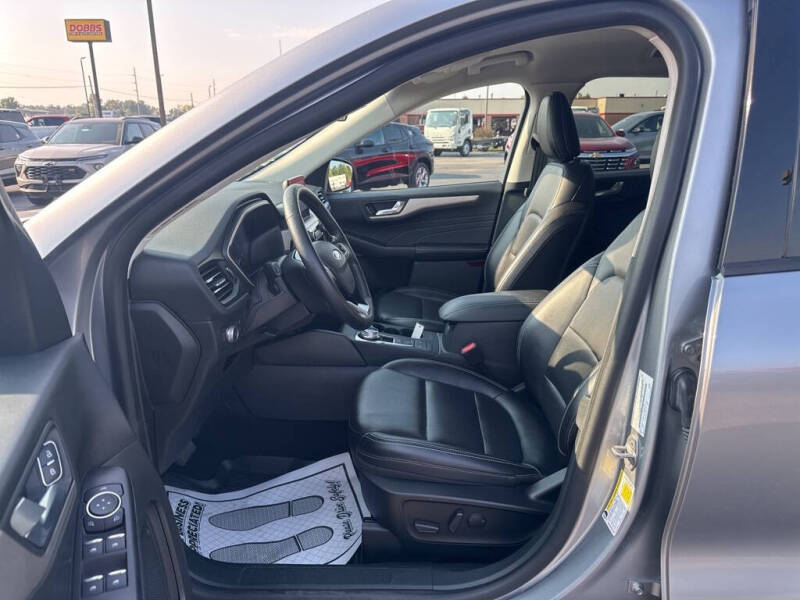 2021 Ford Escape SEL