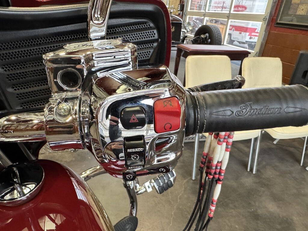 2014 Indian Motorcycle® Chieftain™ Indian Motorc 16