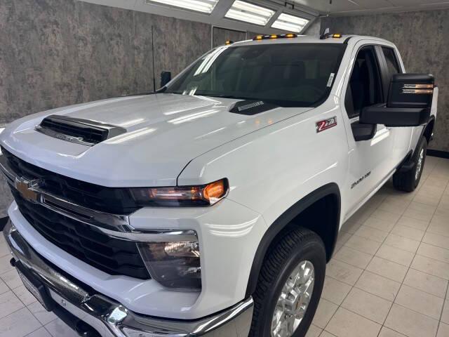 2025 Chevrolet Silverado 2500HD LT's photo