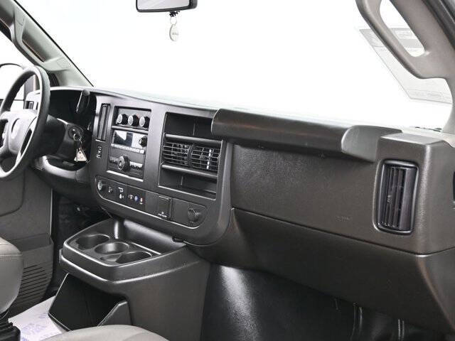 2024 Chevrolet Express 3500