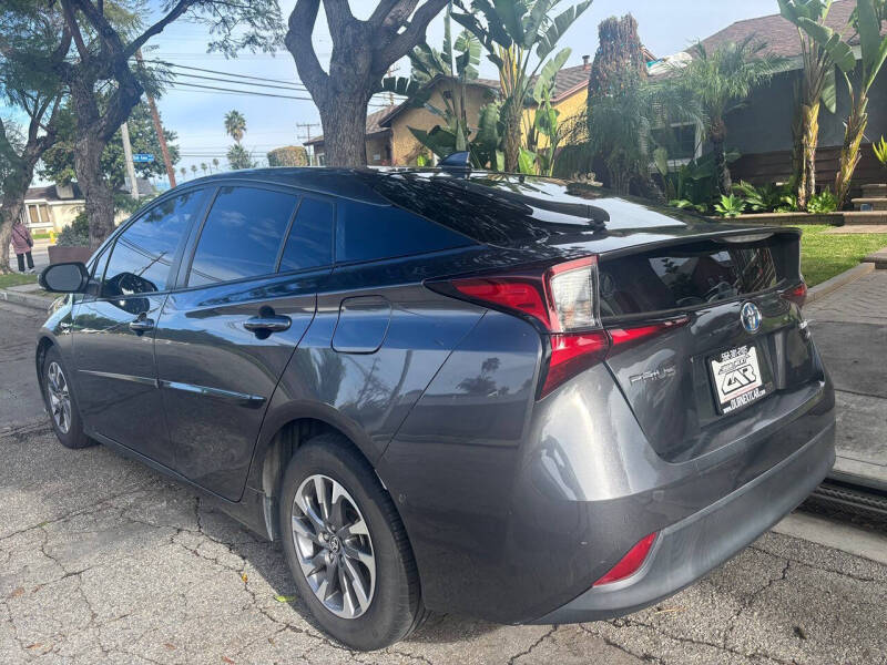 2022 Toyota Prius XLE