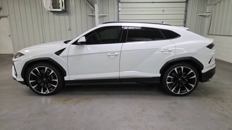 2020 Lamborghini Urus