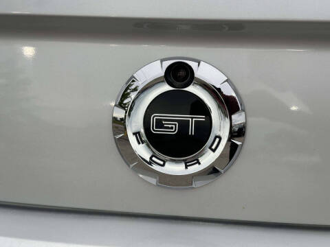 2006 Ford Mustang GT Deluxe