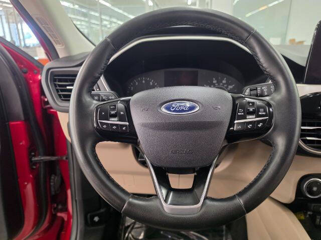 2021 Ford Escape SE