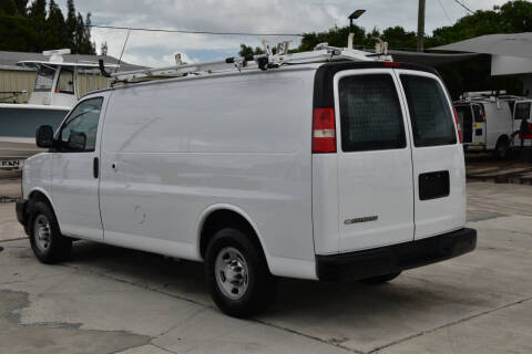 2017 Chevrolet Express 2500