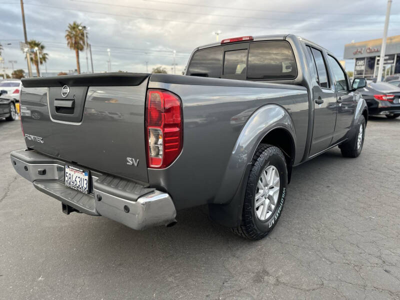 2020 Nissan Frontier SV