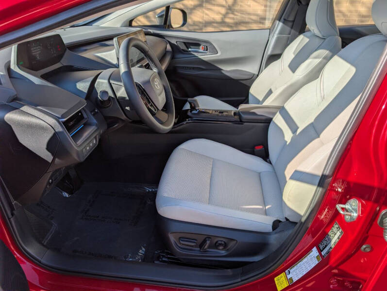 2024 Toyota Prius XLE