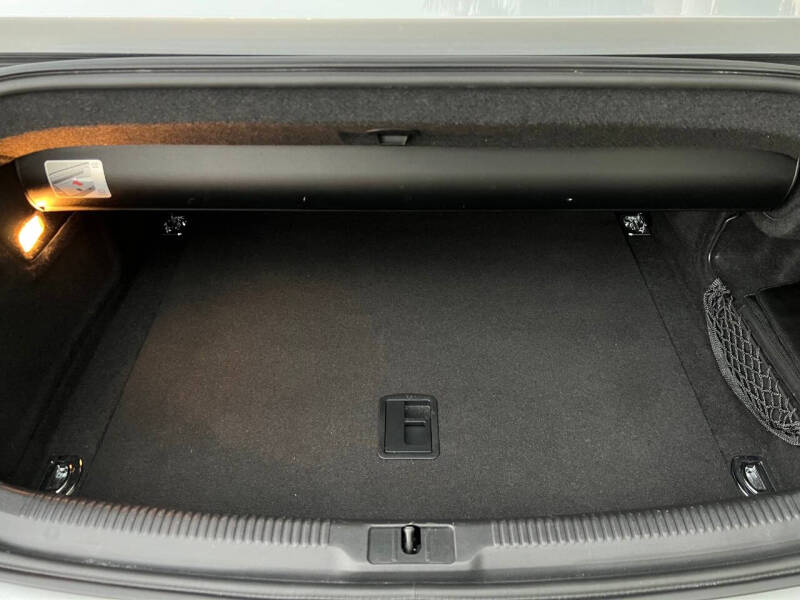 2010 Audi A5 2.0T quattro Premium Plus