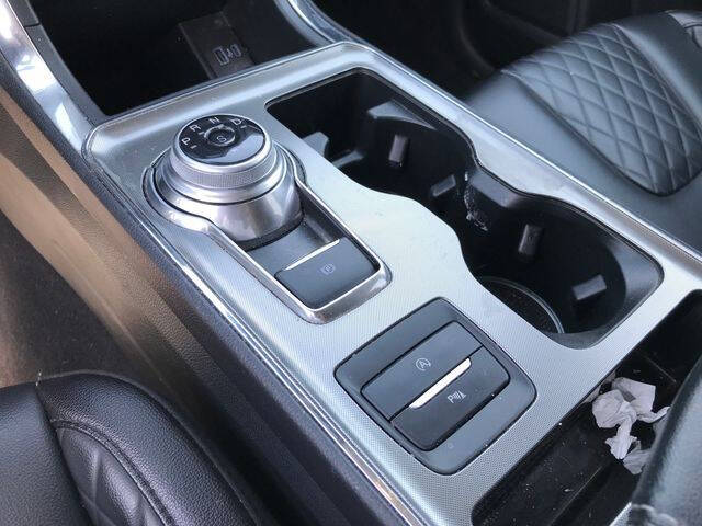 2024 Ford Edge Titanium