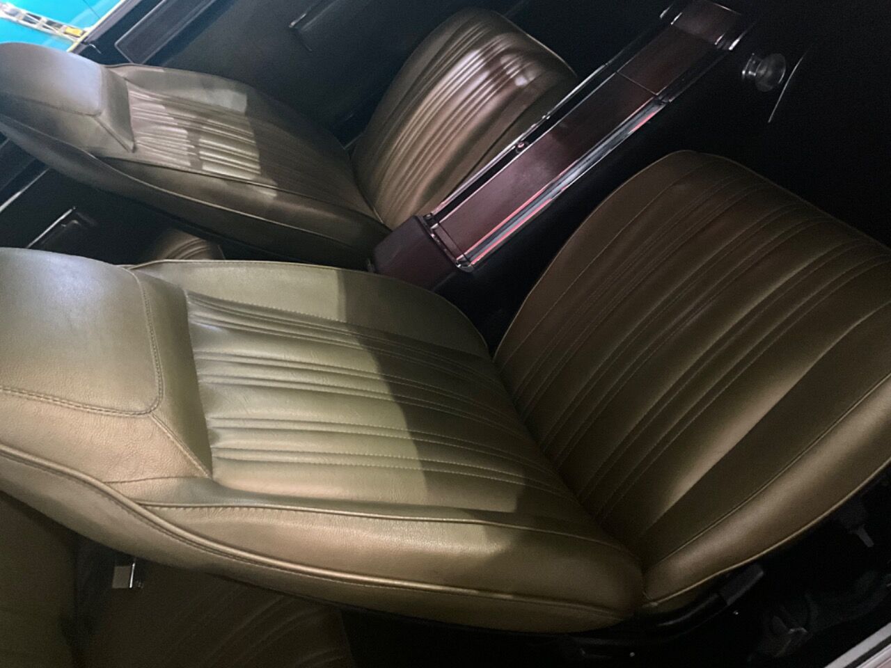1970 Dodge Coronet 34