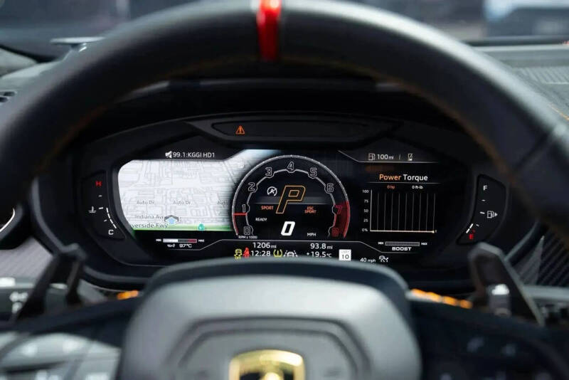 2024 Lamborghini Urus Performante