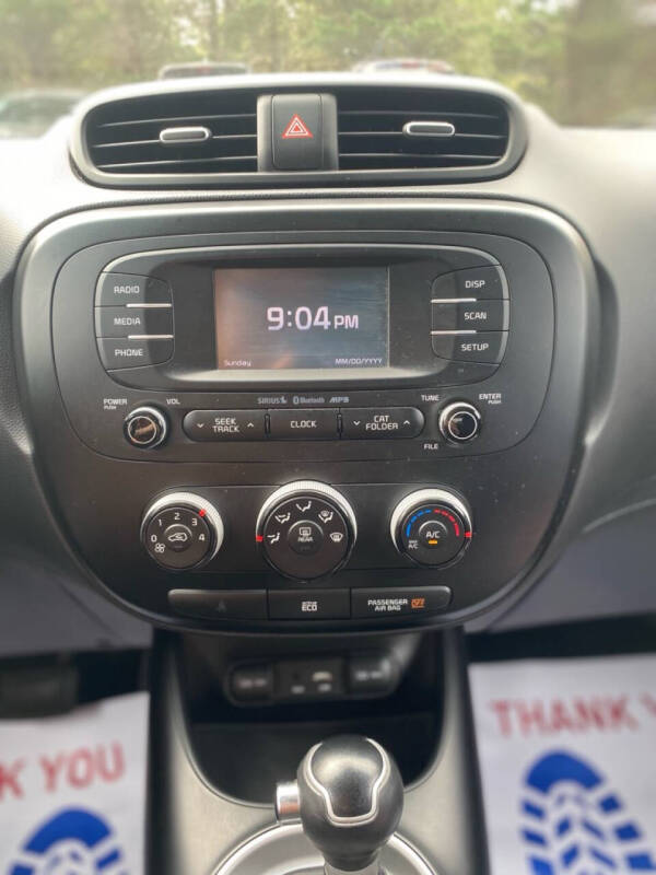 2016 Kia Soul +