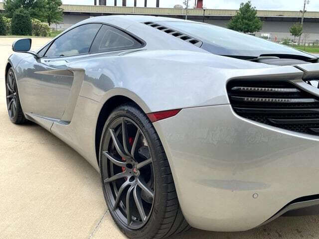 2012 McLaren MP4-12C
