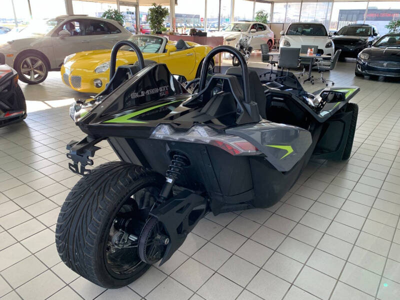 2023 Polaris Slingshot