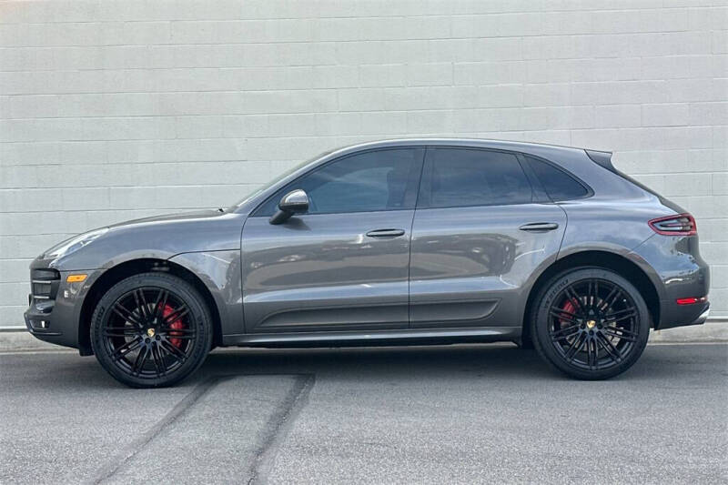 2017 Porsche Macan