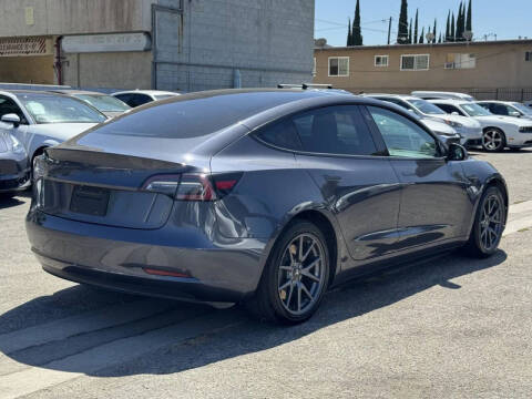 2019 Tesla Model 3 Standard Range Plus