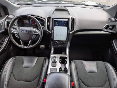 2022 Ford Edge ST