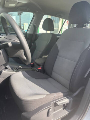 2016 Volkswagen e-Golf SE