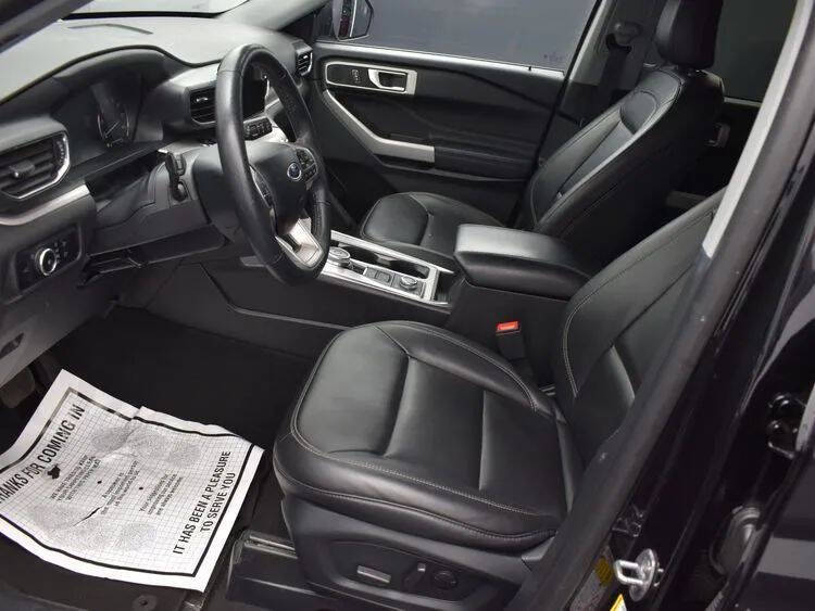 2024 Ford Explorer XLT