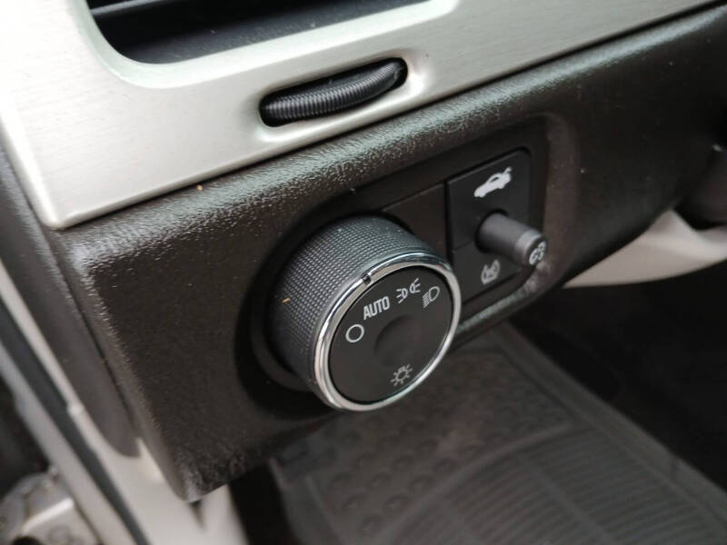 2007 Chevrolet Monte Carlo LS