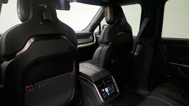 2025 Rivian R1T