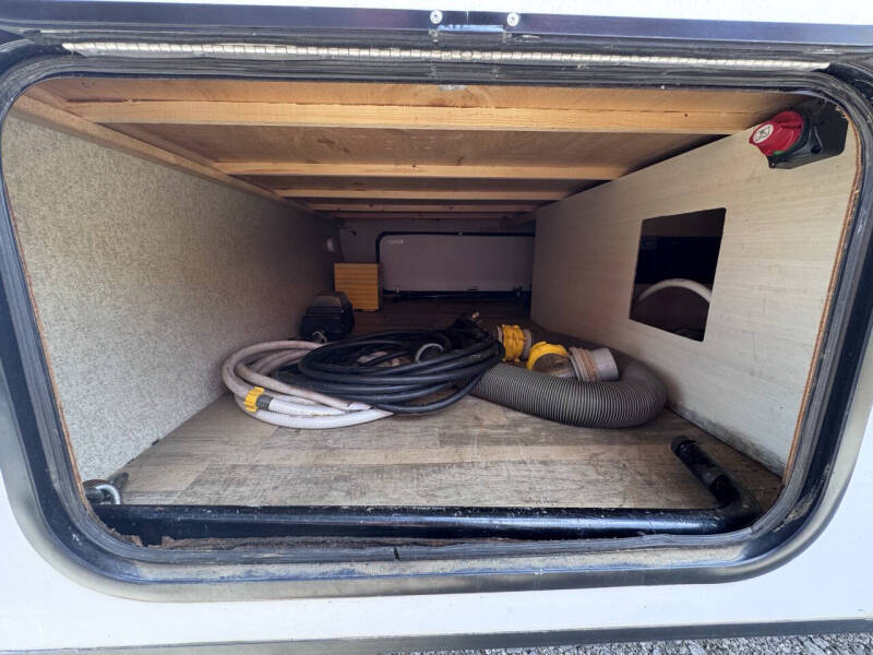 2018 Winnebago 1706FB