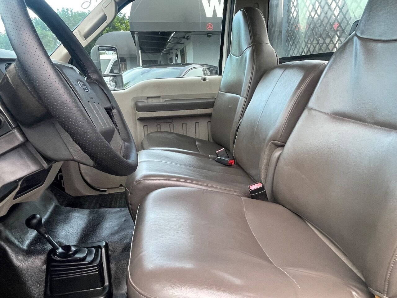 2010 FORD F-550 Incomplete - $19,900