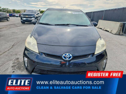 2013 Toyota Prius Two