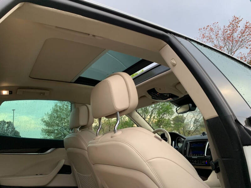 2017 Maserati Levante S