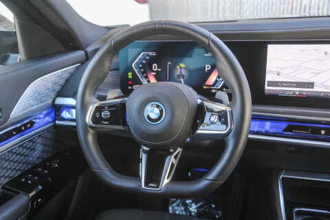 2025 BMW 7 Series 750e xDrive