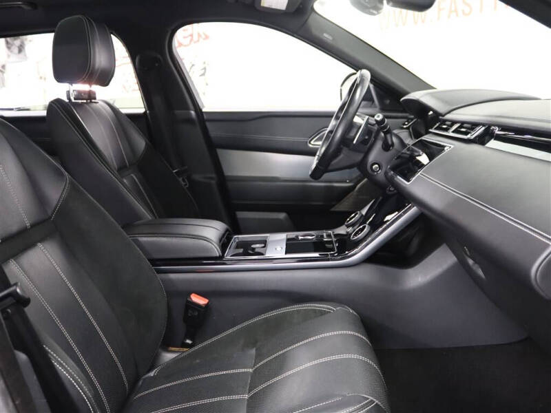 2018 Land Rover Range Rover Velar P250 R-Dynamic SE