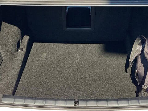 2026 BMW 7 Series 750e xDrive