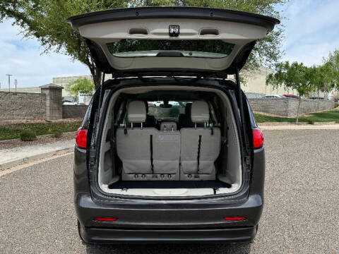 2021 Chrysler Voyager LXi