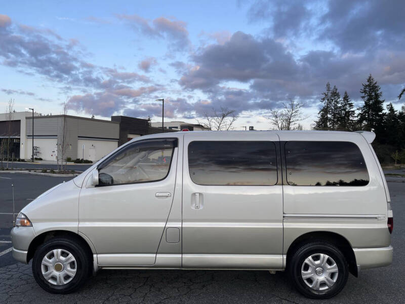 1997 Toyota Granvia
