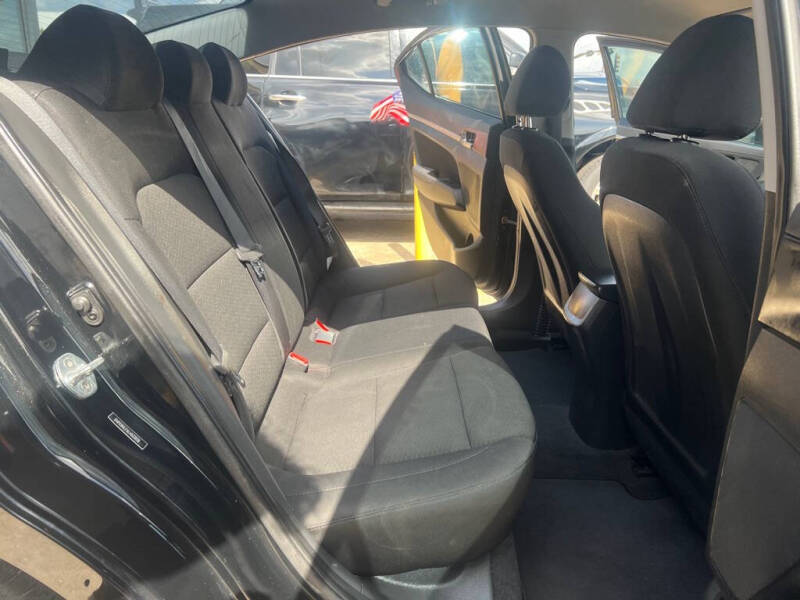 2020 Hyundai Elantra