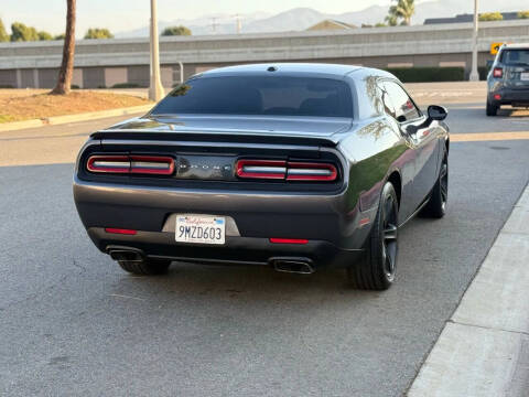 2017 Dodge Challenger