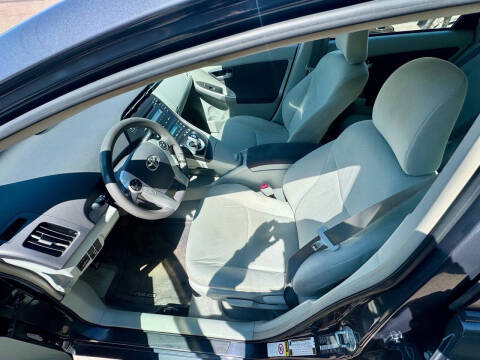 2010 Toyota Prius II