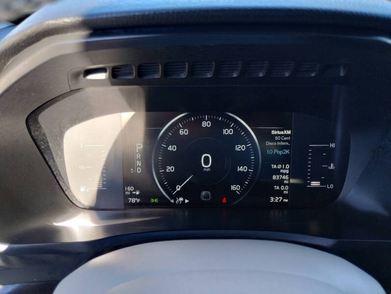 2019 Volvo XC90 T5 Momentum