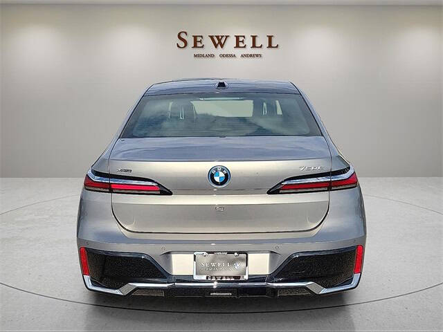 2026 BMW 7 Series 750e xDrive