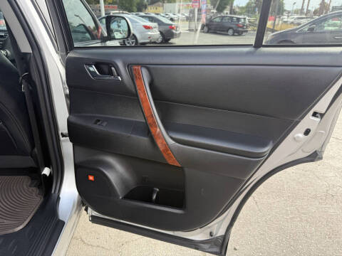 2011 Toyota Highlander Limited