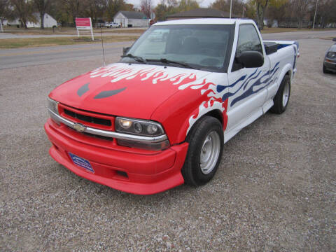 2000 Chevrolet S-10 LS