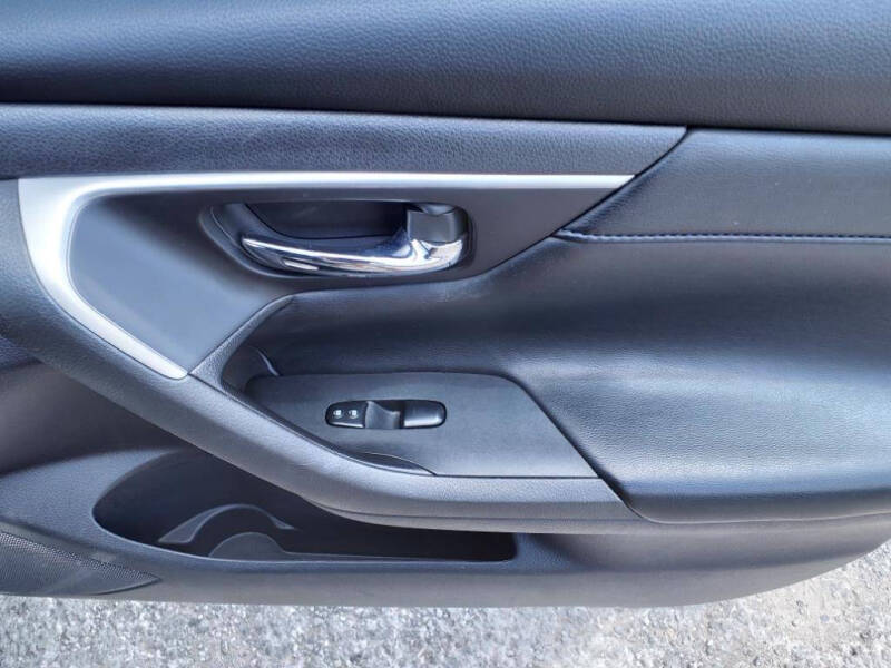 2018 Nissan Altima 2.5 SR