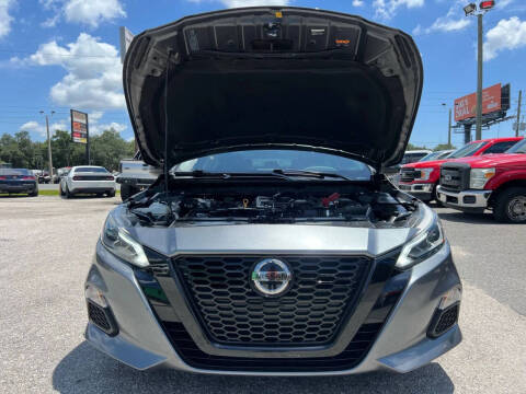 2021 Nissan Altima 2.5 SR