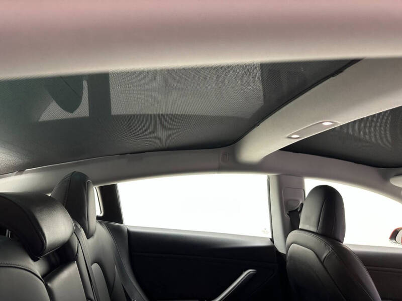 2019 Tesla Model 3 Mid Range